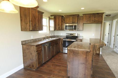 5586 W Sugar Pine Dr, Springfield, MO 65802 photo 1
