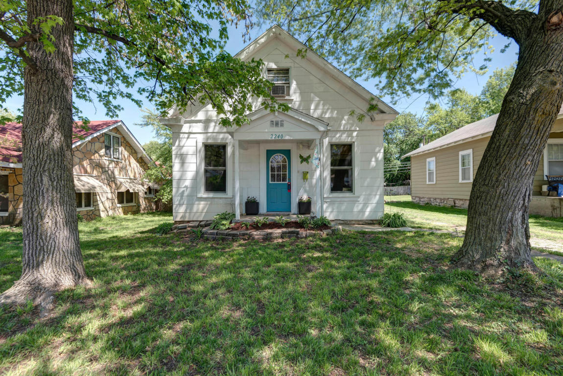 2240 N Prospect Ave, Springfield, MO 65803 photo 1