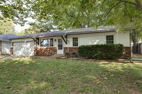 839 E Guinevere St, Springfield, MO 65807 photo 1