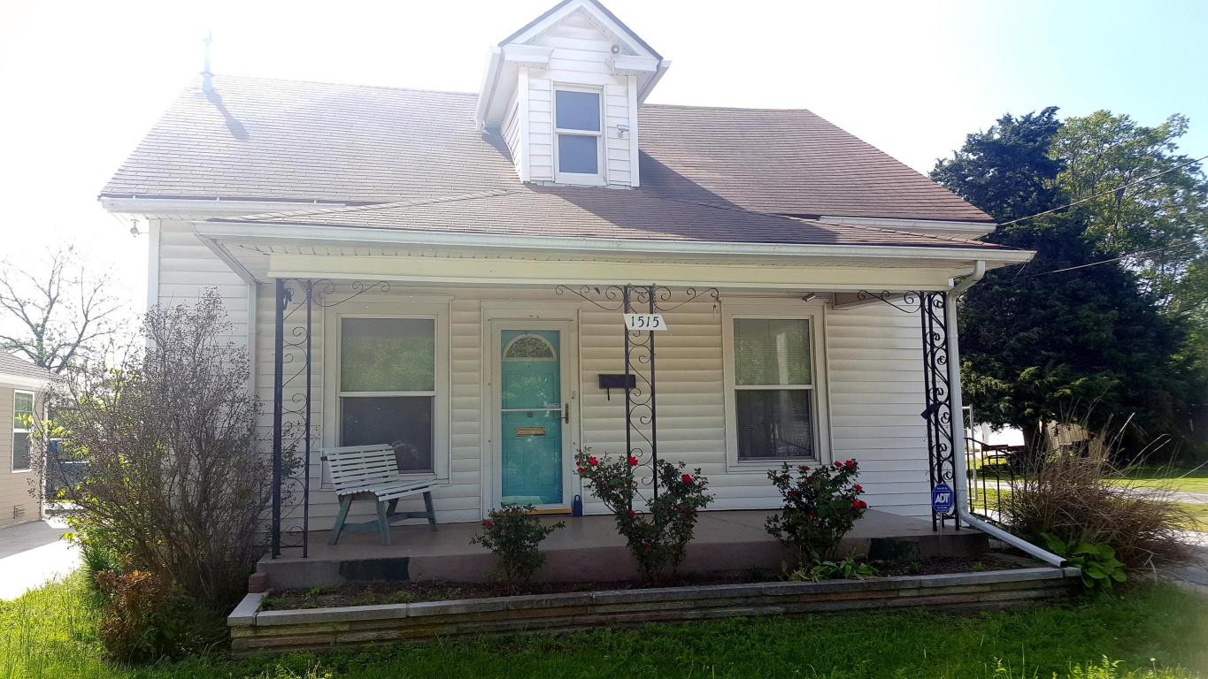 1515 N Rogers Ave, Springfield, MO 65803 photo 1