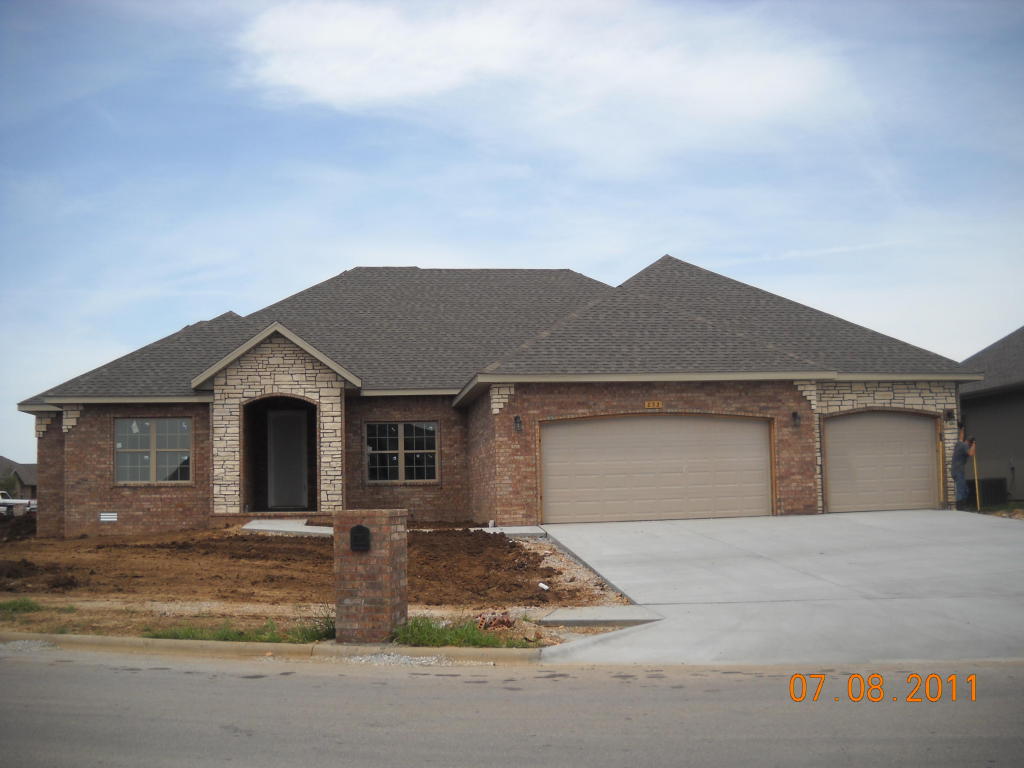 853 E Weldon Dr, Nixa, MO 65714 photo 1