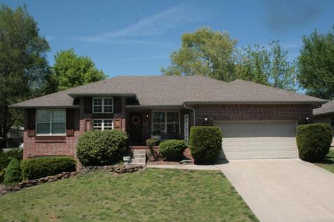105 E Chase Ln, Nixa, MO 65714 photo 1