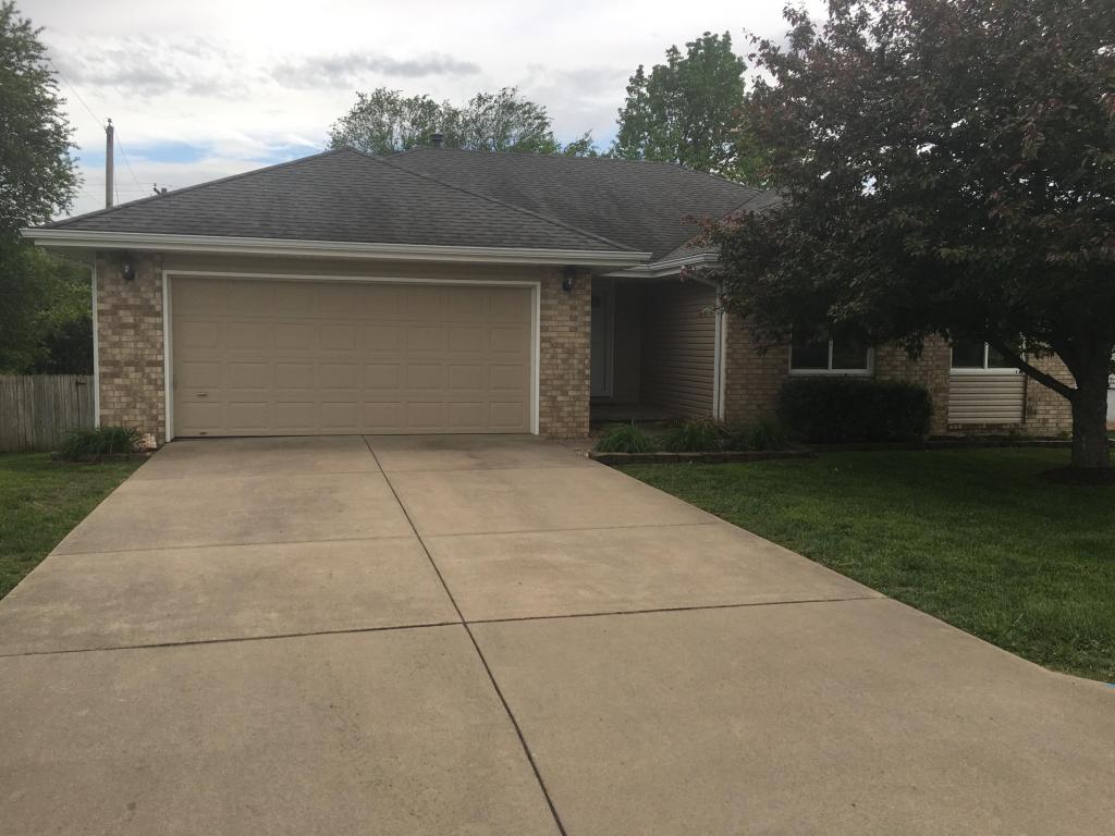 1536 W Deerfield St, Springfield, MO 65807 photo 1