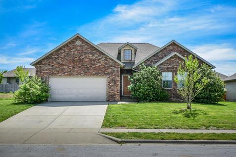 2106 N Bradbury Ln, Ozark, MO 65721 photo 1