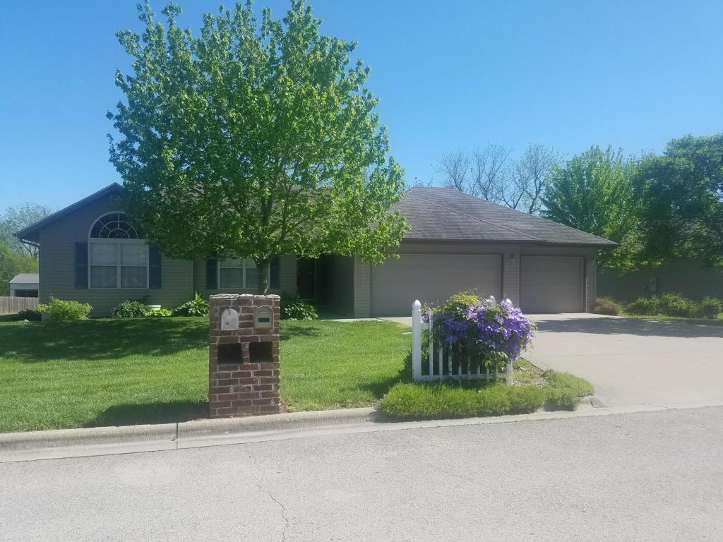 2830 E Marshall St, Republic, MO 65738 photo 1