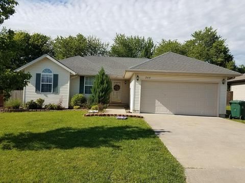 208 Kingsley Dr, Monett, MO 65708 photo 1