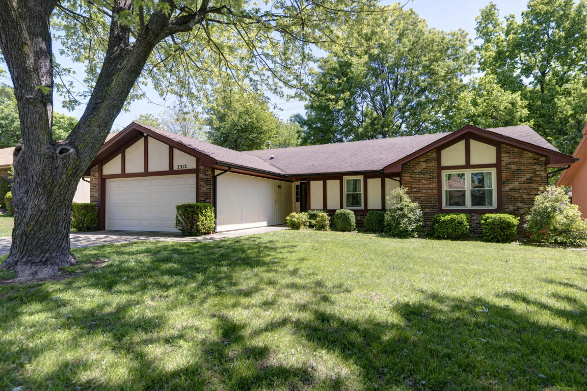 3312 S Benton Ave, Springfield, MO 65807 photo 1