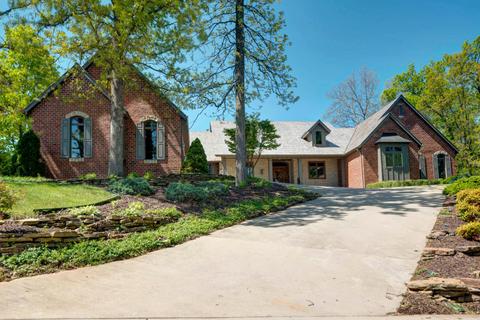 5449 S Dunrobin Dr, Springfield, MO 65809 photo 1