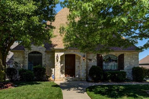 3742 S Forest Ave, Springfield, MO 65807 photo 1