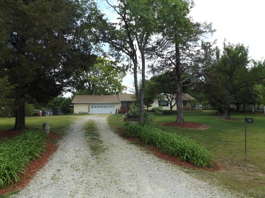 2987 Elbow Rd, Protem, MO 65733 photo 1