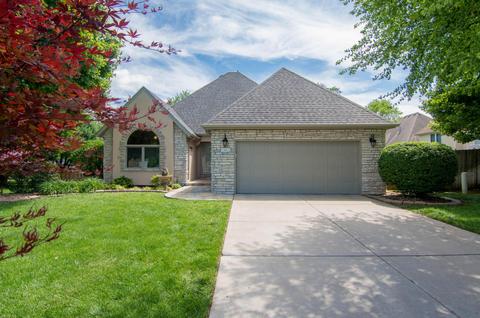 1116 S Carriage Pl, Springfield, MO 65809 photo 1