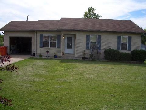 1011 Dalton, Marshfield, MO 65706 photo 1