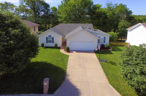 210 Pine Hill Ct, Nixa, MO 65714 photo 1