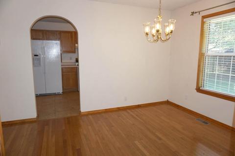 606 E Sunset St, Nixa, MO 65714 photo 8