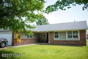 320 Briarbrook Dr, Carl Junction, MO 64834 photo 1