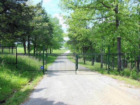 550 Collins Rd, Branson, MO 65616 photo 1
