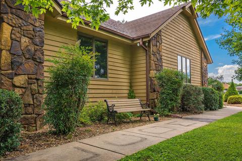 2076 S Spring Dr, Springfield, MO 65809 photo 1