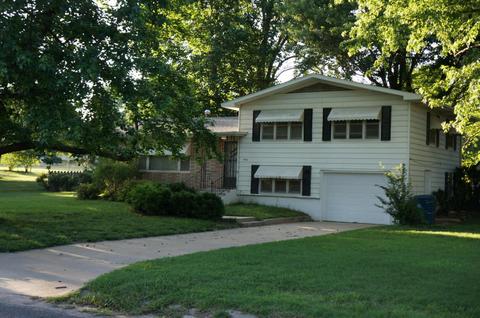 914 N Rosewood, Monett, MO 65708 photo 1
