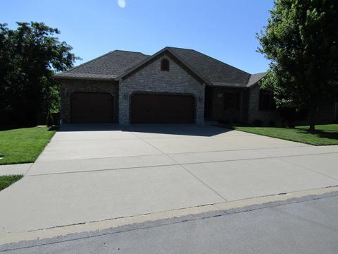 3827 Rose Ave, Springfield, MO 65803 photo 1