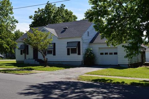 545 S Porter Ave, Aurora, MO 65605 photo 1