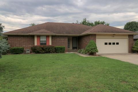 1128 W Maplewood St, Springfield, MO 65807 photo 1