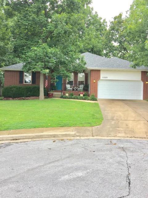 1221 W Merlin Dr, Ozark, MO 65721 photo 1