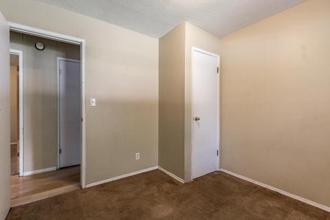 3205 W Latoka St, Springfield, MO 65807 photo 11
