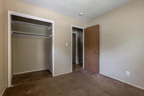 3205 W Latoka St, Springfield, MO 65807 photo 17