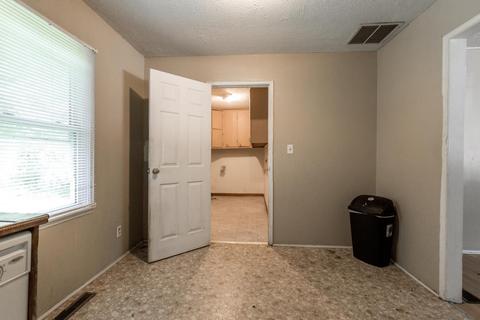 3205 W Latoka St, Springfield, MO 65807 photo 9