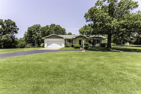 1925 E 45th St, Joplin, MO 64804 photo 1