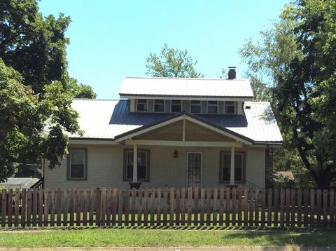 418 N Maple St, Buffalo, MO 65622 photo 1