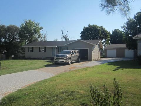 509 E 2nd St, Carl Junction, MO 64834 photo 1