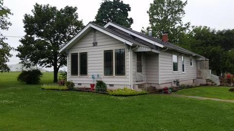 919 Lovers Ln, Aurora, MO 65605 photo 1