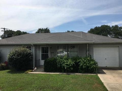 205 E Boone St, Ash Grove, MO 65604 photo 1