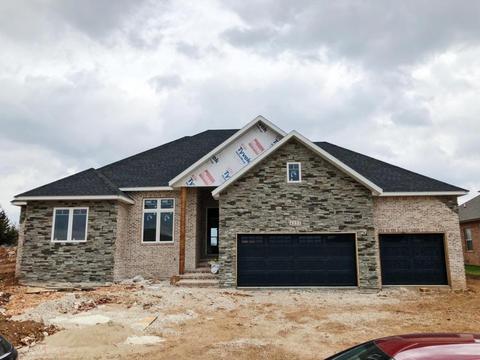 4372 E Kentbrook Dr, Springfield, MO 65802 photo 1