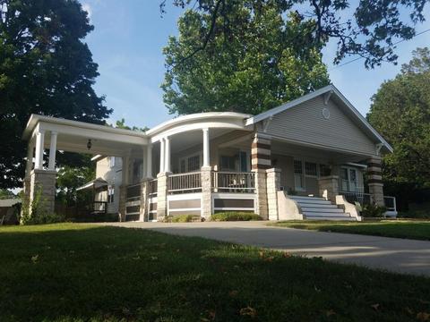 404 W County St, Monett, MO 65708 photo 1