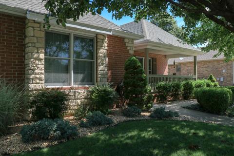 2325 W Winchester St, Springfield, MO 65807 photo 1