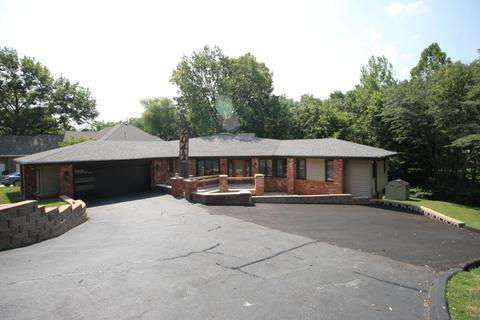 2042 E Timber Hill Pl, Springfield, MO 65804 photo 1