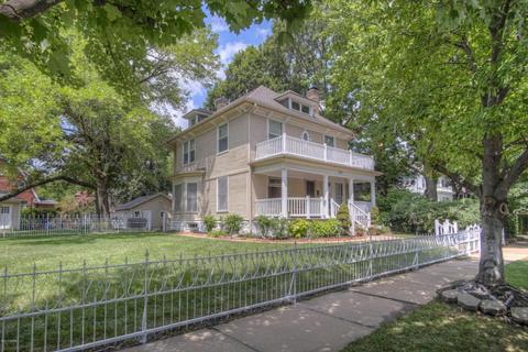 218 S Sergeant Ave, Joplin, MO 64801 photo 1