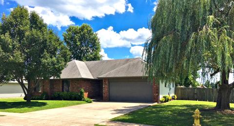 1102 E Primrose Ln, Republic, MO 65738 photo 1
