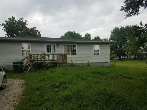 303 E Birch, Monett, MO 65708 photo 1