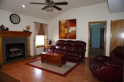4451 W Huckleberry St, Springfield, MO 65802 photo 12