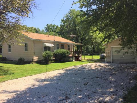 642 W Marsh, Buffalo, MO 65622 photo 1