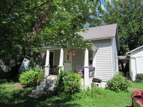 602 North Pne, Marshfield, MO 65706 photo 1
