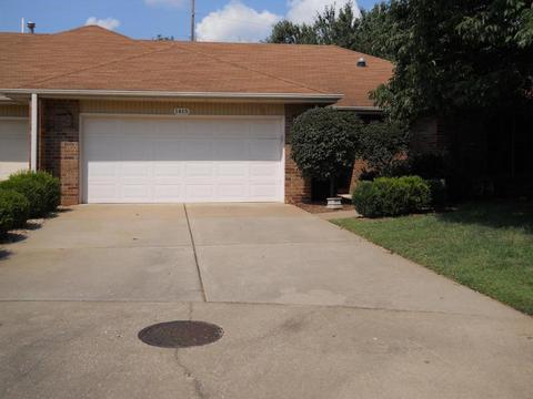1415 E Woodgate St, Springfield, MO 65804 photo 1