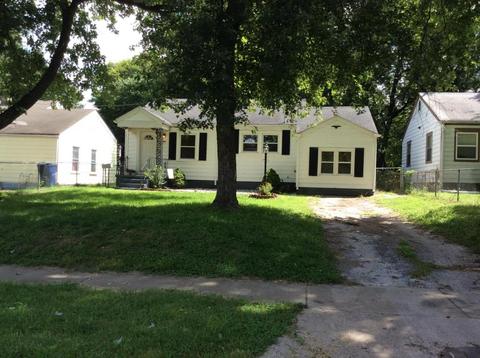 1886 N Broadway Ave, Springfield, MO 65803 photo 1