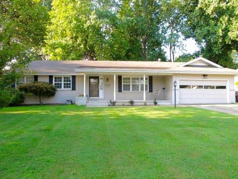 2024 Edgewood St, Springfield, MO 65804 photo 1