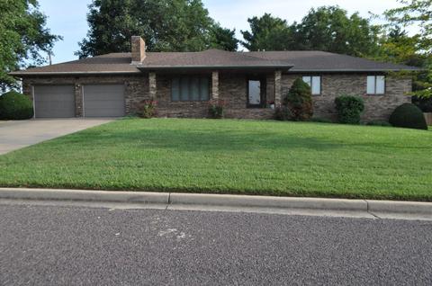 1404 Hemingway Dr, Monett, MO 65708 photo 1