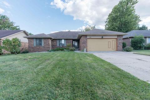 1728 W Primrose St, Springfield, MO 65807 photo 1