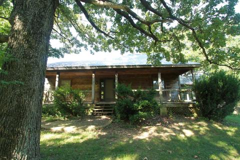 961 S Elm St, Marshfield, MO 65706 photo 1